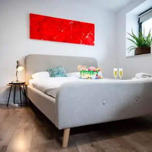  Hotel de apartamente Lazynest România
